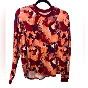 Woman’s Lightweight Long Sleeved Top